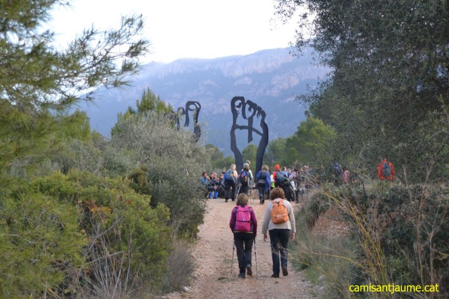 Santuari de la Fontcalda - Gandesa, 9,50 km.